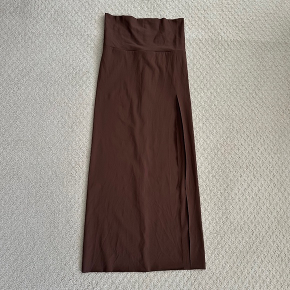 SKIMS Other - SKIMS Shaping Swim Long Skirt/Cover-Up Cocoa Medium High Slit Beach Pool NWT